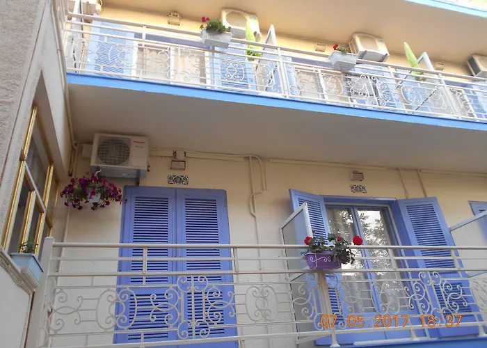 Florida Hotel & Apartments - Adults Only